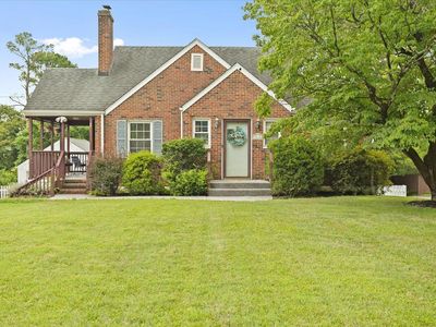 3546 Grandin Rd, Roanoke, VA, 24018