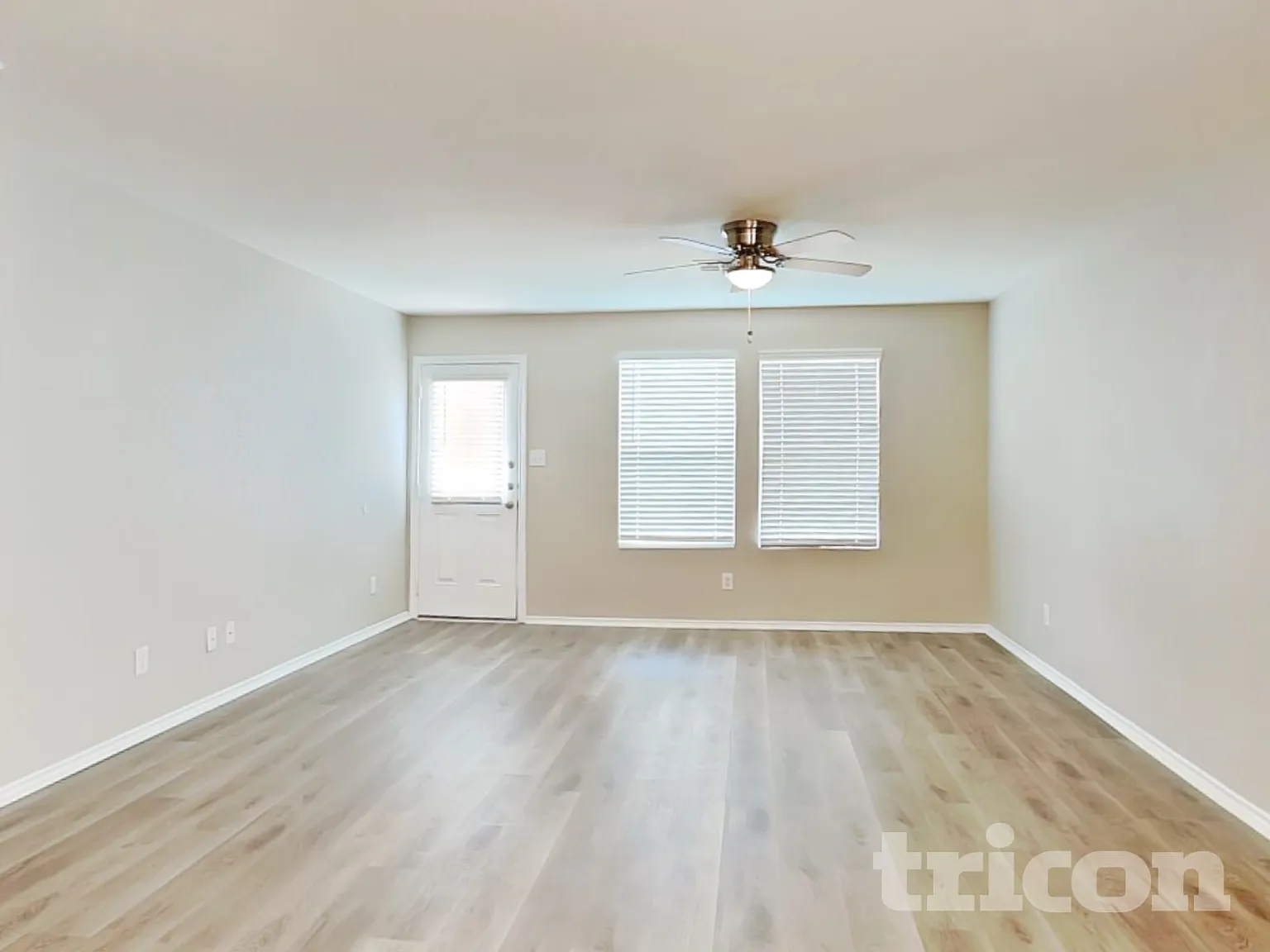 2415 Marbach Woods San Antonio TX — Photo 2