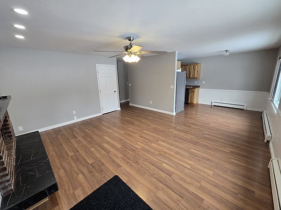 3rd image of 17321 Baronoff Ave #1