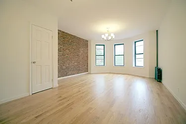 Rented by Elite NY Holdings