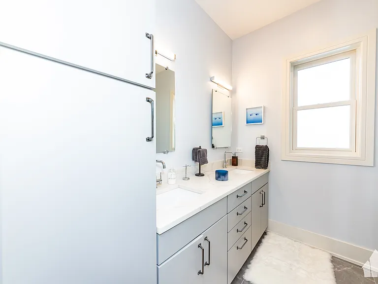3049 N Clybourn Ave #1 — Photo 11
