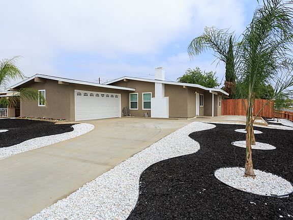 2nd image of 25212 Juanita Ave