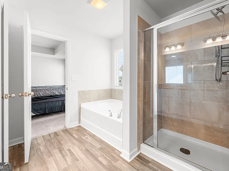 100 Petunia Ct — Photo 23