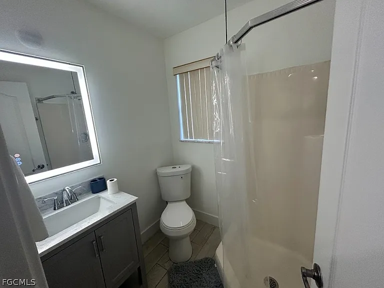 18464 Iris Rd — Photo 12