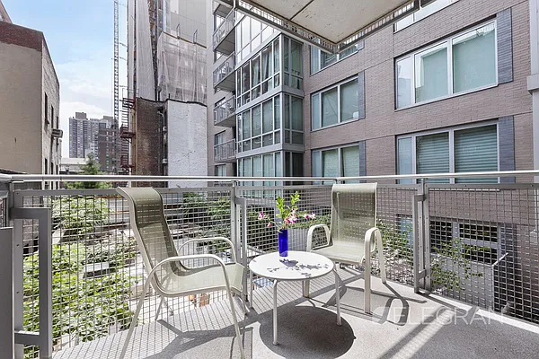 Rented by (Legacy) Elegran | media 48