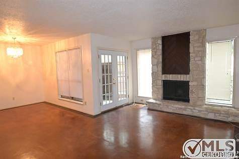 5th image of 3843 Barrington St APT 147