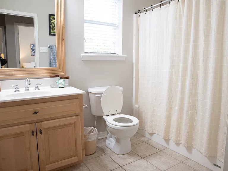 6201 Amherst Dr — Photo 10
