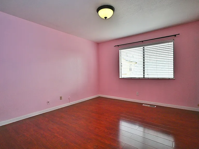 463 W Estudillo Ave — Photo 9