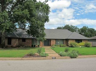 820 Ridgecrest St, Ardmore, OK 73401