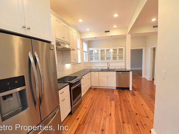 3rd image of 2215 Monument Ave APT 4