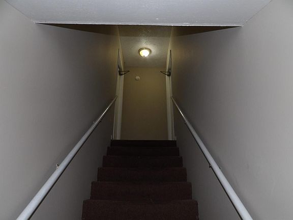 2nd image of 425 Harrodswood Rd #2