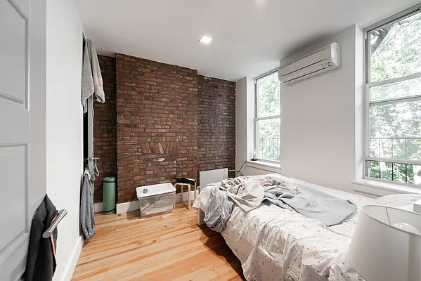 Rented by YHT Management Inc. | media 27