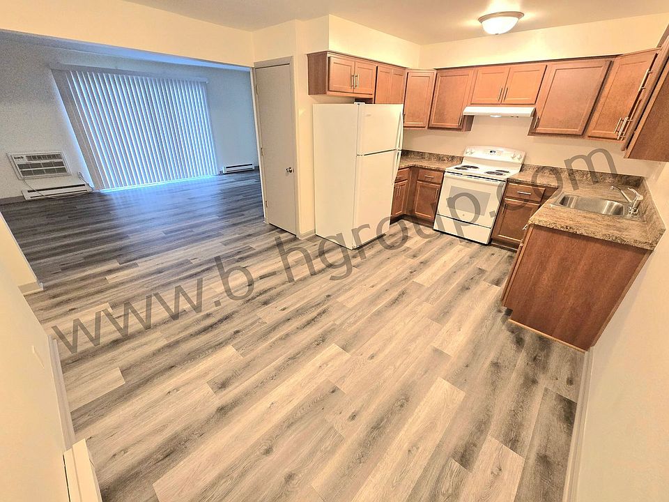 1st image of 3822 45th Ave APT 5