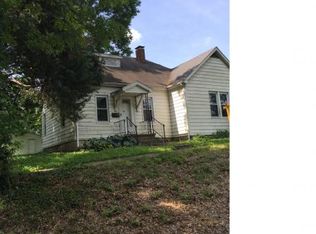 310 E Main St, Lebanon, IL 62254