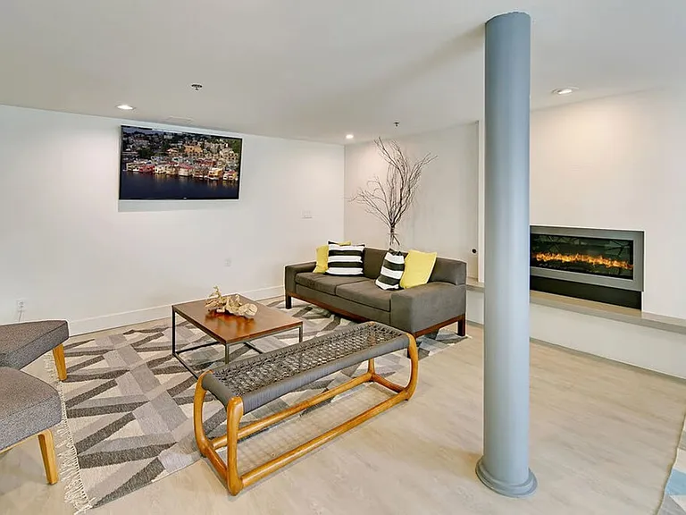 The Hudson — Photo 3