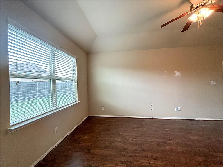 3407 Daniel Falls Ln — Photo 22