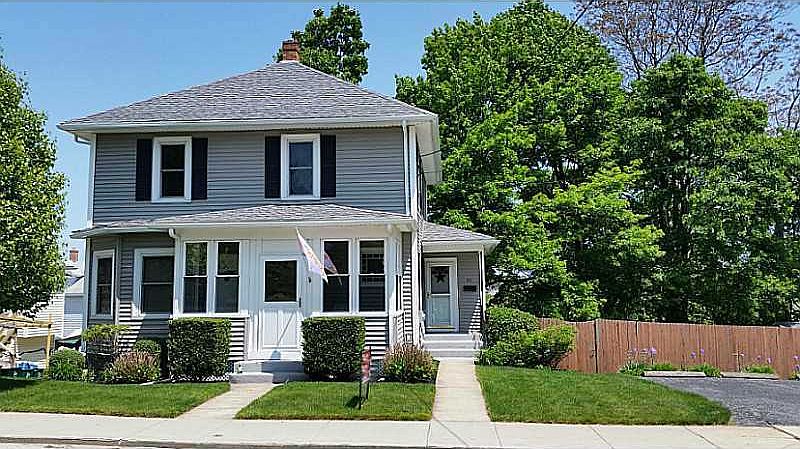1st image of 35 Payan St
