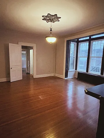 Building Photo - 327 E Market St #1