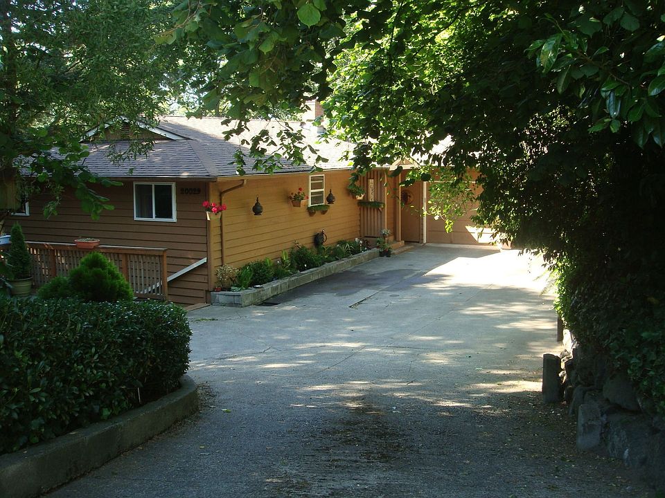 1st image of 20029 1st Pl S