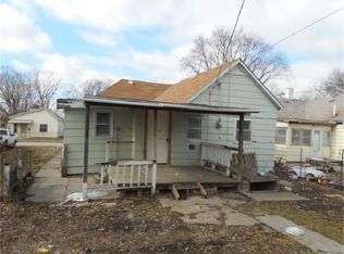 6313 Sherman St, Saint Joseph, MO 64504
