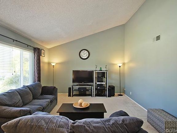 3rd image of 21402 Berendo Ave