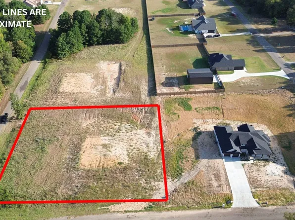 37 County Road 2204d, Tatum, TX 75691