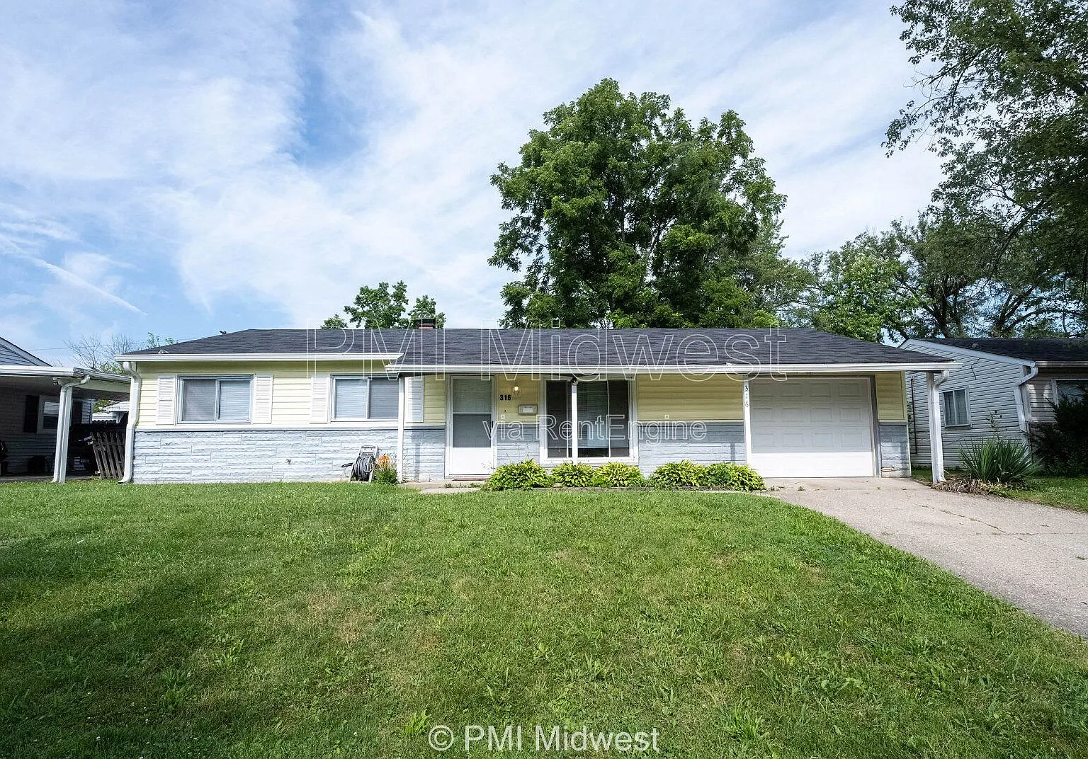 4 bed, 1.0 bath, 1632 sqft, $1,705 — Photo 1