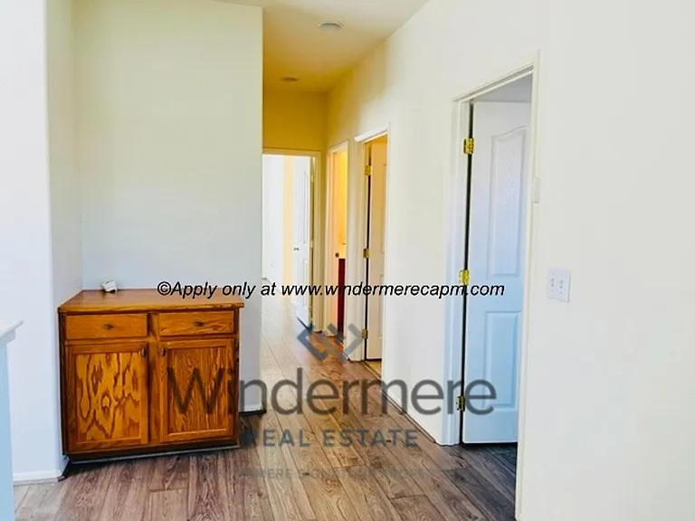 130 Penhow Cir — Photo 13