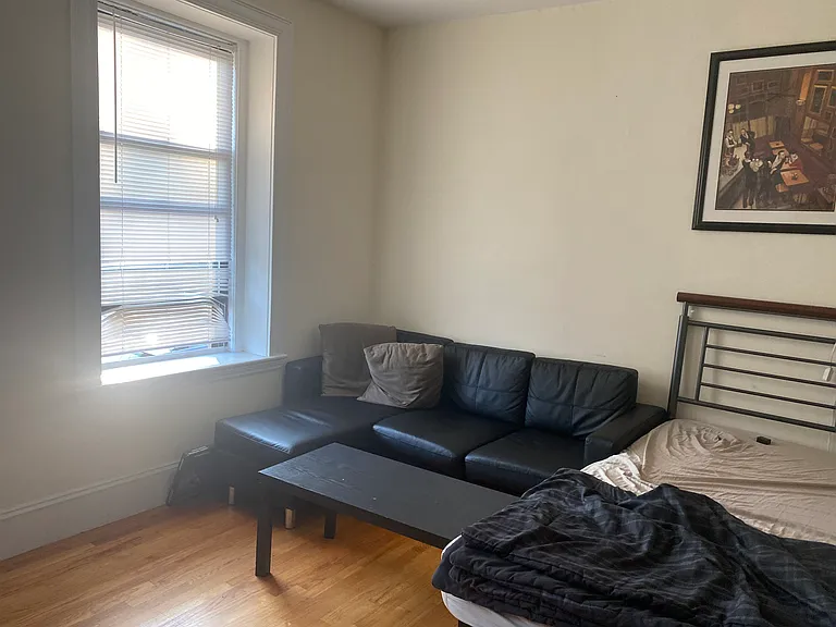 100 Linden St #3 — Photo 9