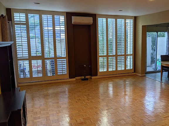 Living room. Dining room to right.