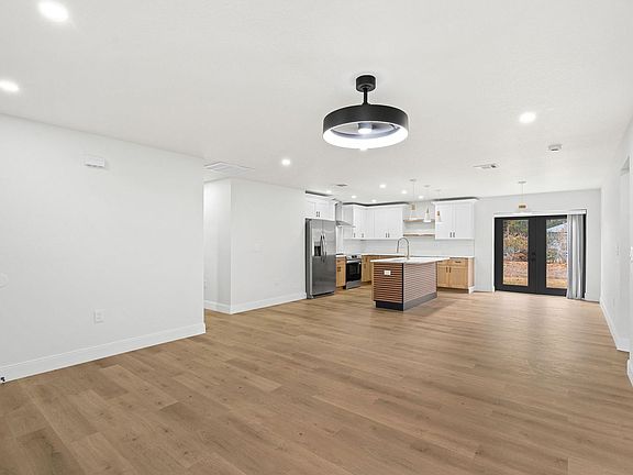2nd image of 1623 Espejo St SE #B