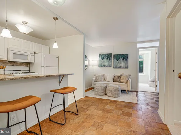 2401 H St NW APT 301, Washington, DC 20037