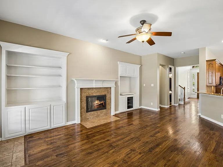 1613 Long Prairie Ct — Photo 9