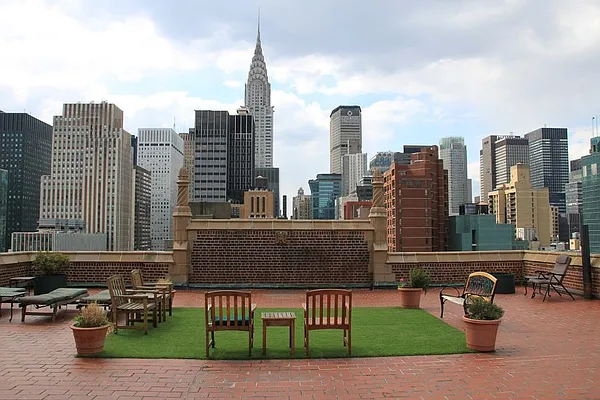 Sold by Corcoran | media 15