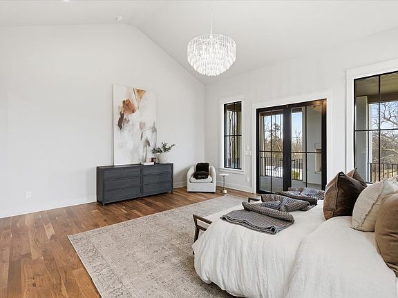 38th image of 818 Brentview Dr