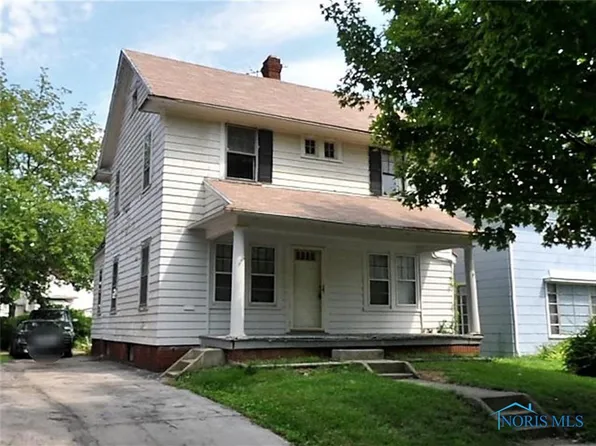 4224 Fairview Dr, Toledo, OH 43612