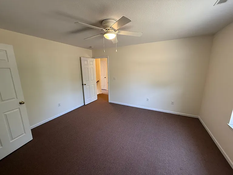 1326 N Frideriki Dr — Photo 17