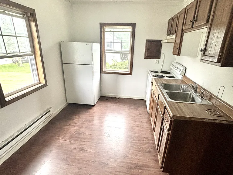 710 Chesaning St #3 — Photo 4
