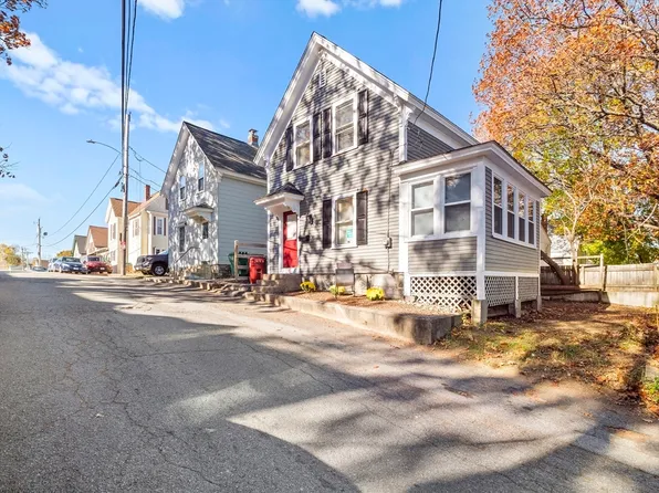 15 Waite St, Lowell, MA 01851