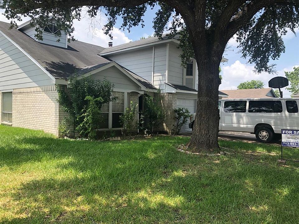 1st image of 4043 Green Crest Dr