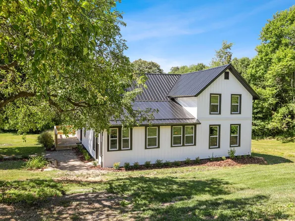 18240 Crawmer Rd SE, Newark, OH 43056