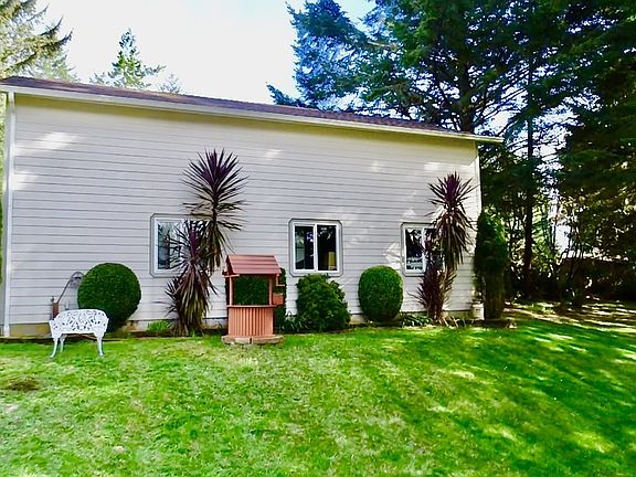 5th image of 95867 Cape Ferrelo Rd