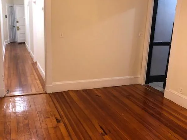 132.5 Oxford St #3, Cambridge, MA 02138