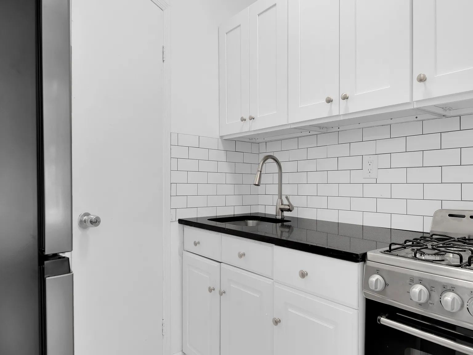 203 West 20th Street — Photo 3