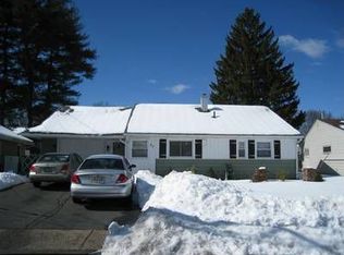 37 Meakin Ave, Rochelle Park, NJ 07662