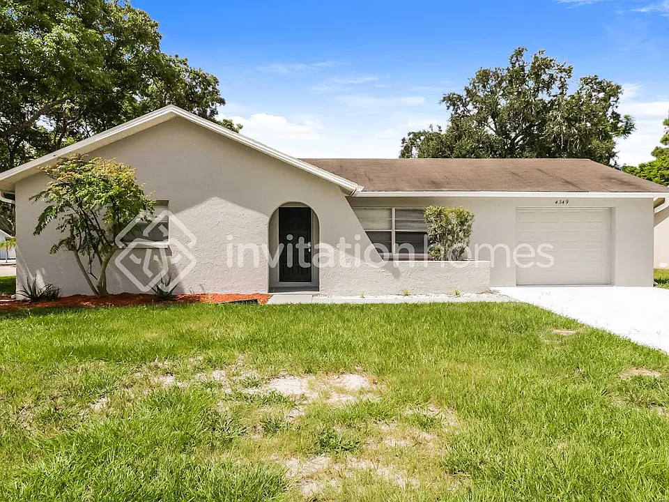 4349 Black Fox Dr