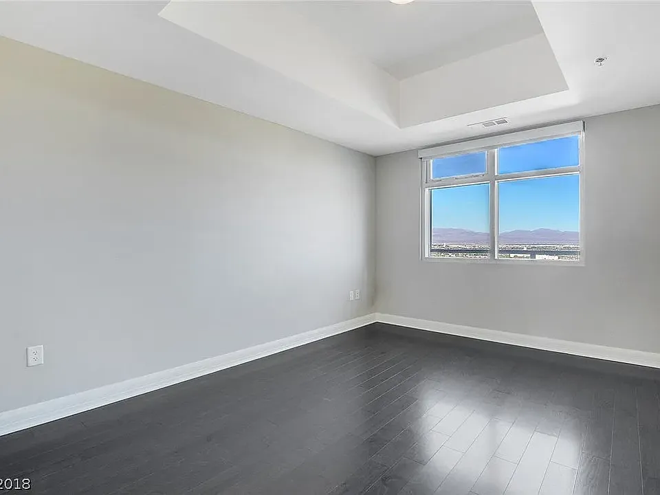 150 Las Vegas Blvd #1119
