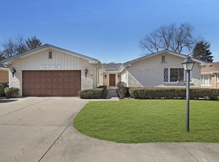 6550 N Kenton Ave, Lincolnwood, IL