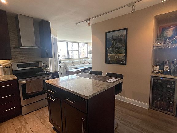 4th image of 2700 N Hampden Ct APT 12B
