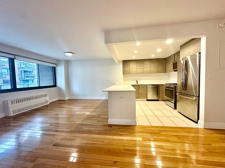 160 W 97th St #11D — Photo 5